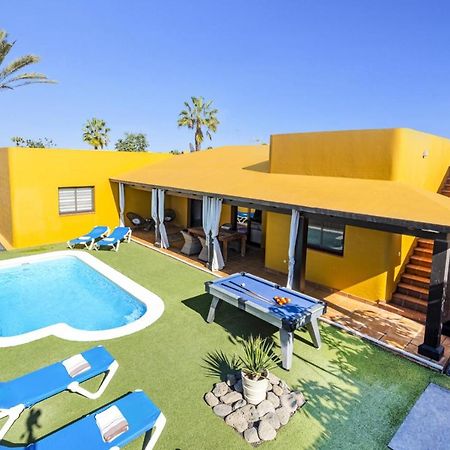 קורלחו Villa Papagayo Deluxe By Villa Plus מראה חיצוני תמונה